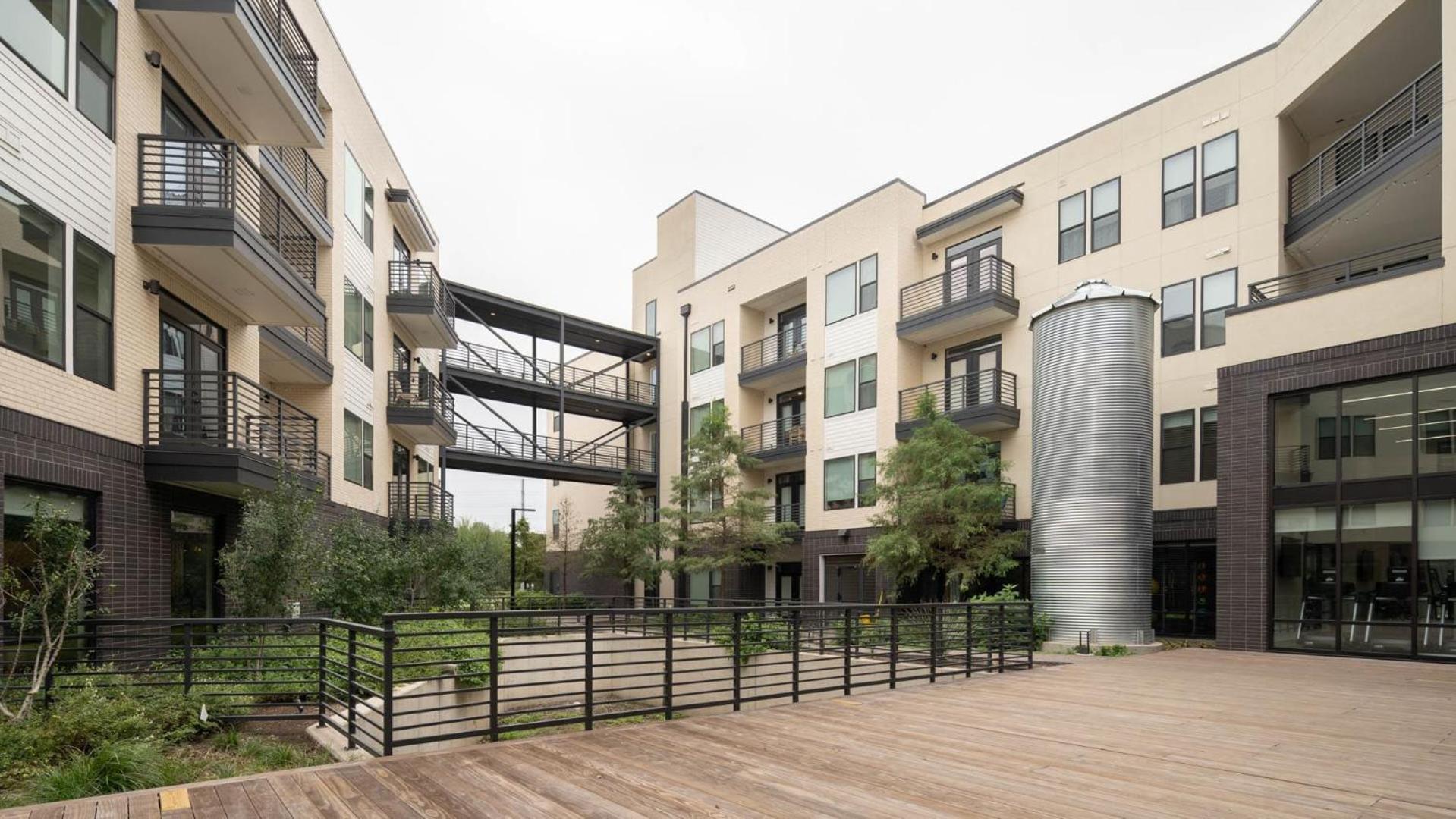 Eqr Weaver Austin Exterior photo